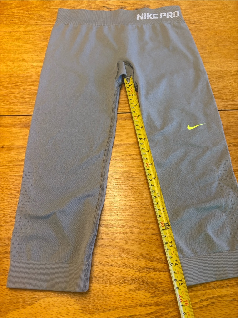 Nike kids Fuchsia Sports Bra with Gray Nike Pro Cropped Leggings - Picture 10 of 10